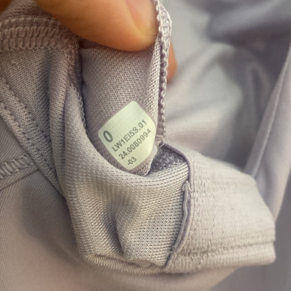 Lululemon Everlux Asymmetrical Tennis Tank Top B/C Cup in Lilac Ether - Picture 7 of 7